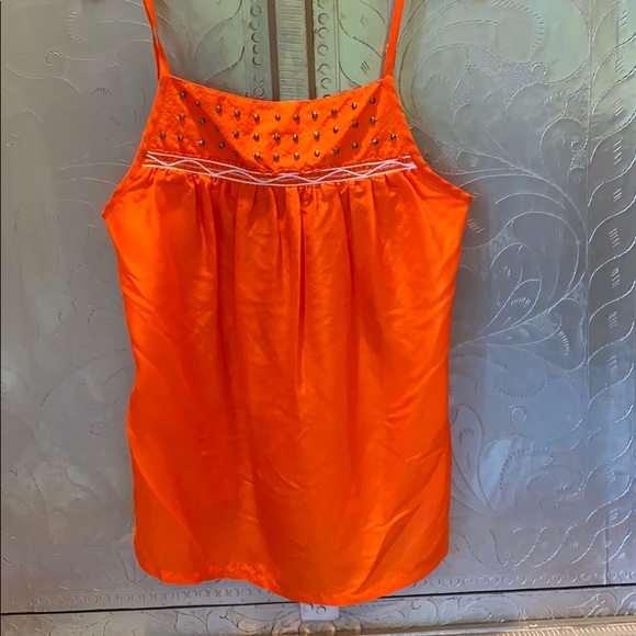 Top - Picture 2 of 6